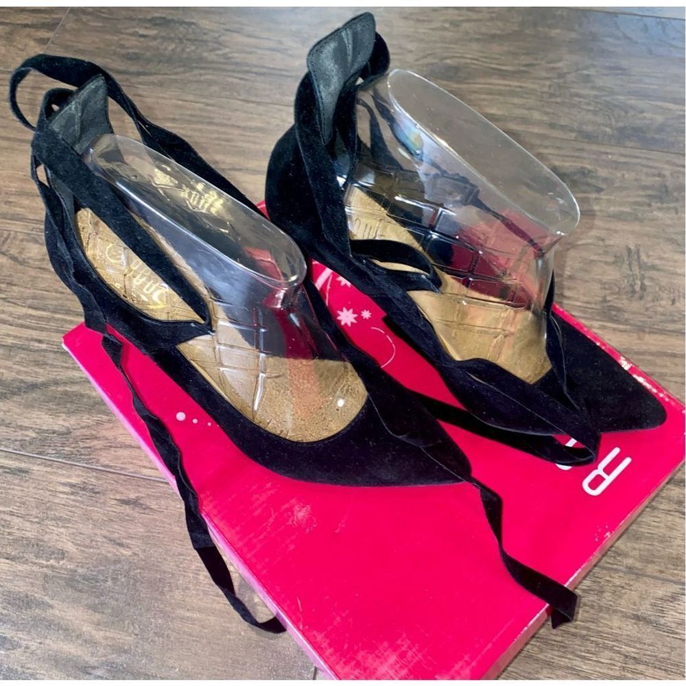 Women’s Rouge Rise Up 99 Strappy Suede Heels Tie Up!